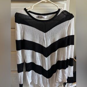 Jennifer Lopez Chevron Black and White Sweater